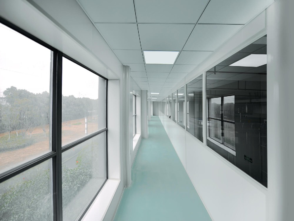 百级无尘车间配置哪些九一在线免费看片设备？