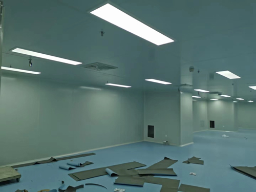 九一在线免费看片工程中超净工作台的使用